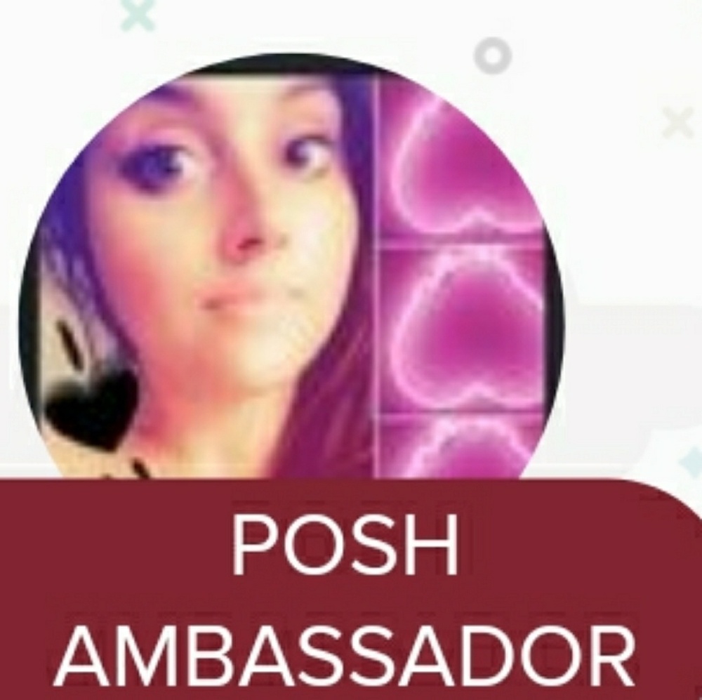 ✌🖤I'm a POSH AMBASSADOR🖤✌